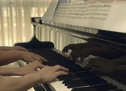 钢琴曲谱，让你成为钢琴高手!